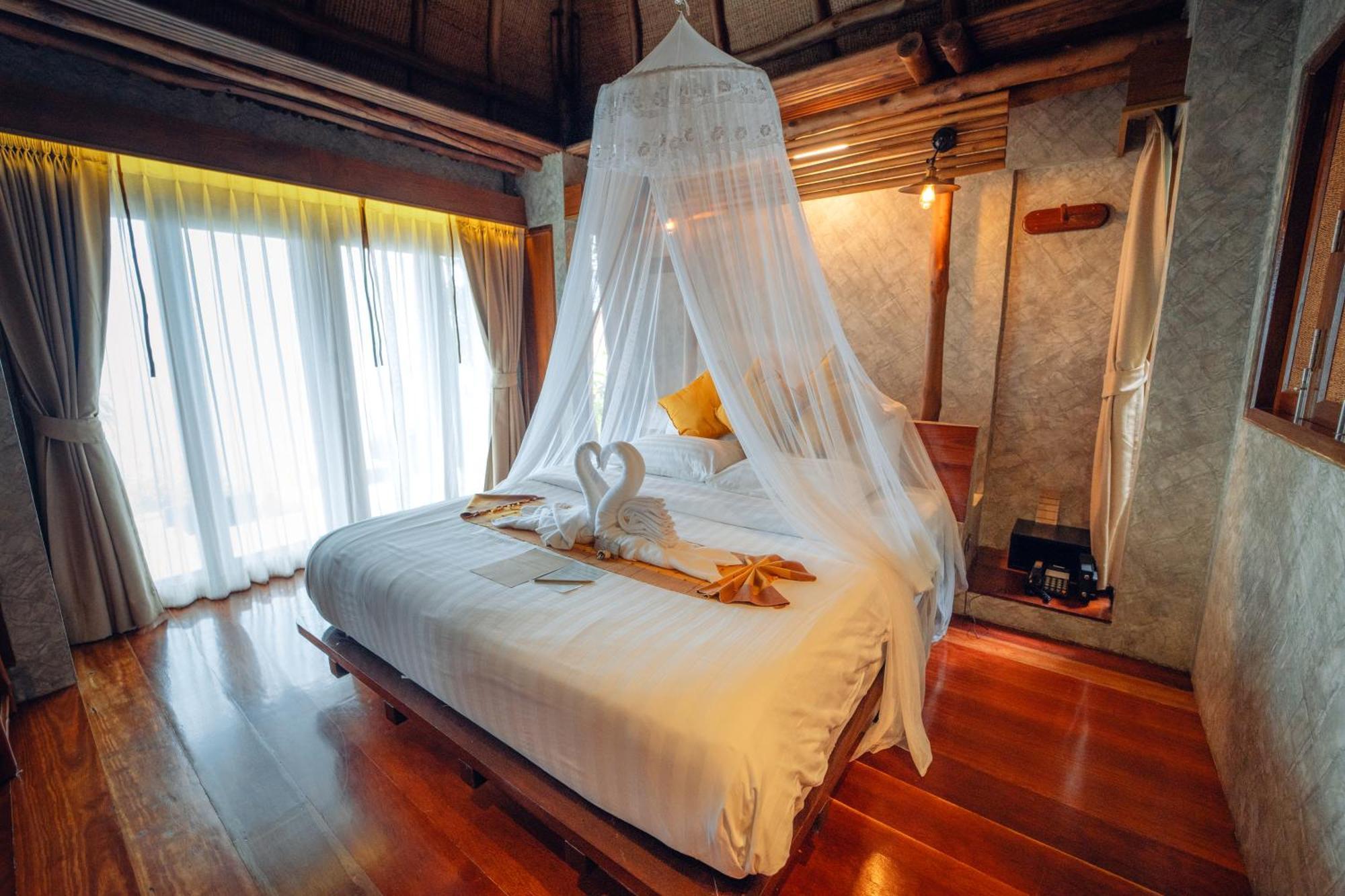 วิว พอยท์ รีสอร์ท เกาะเต่า